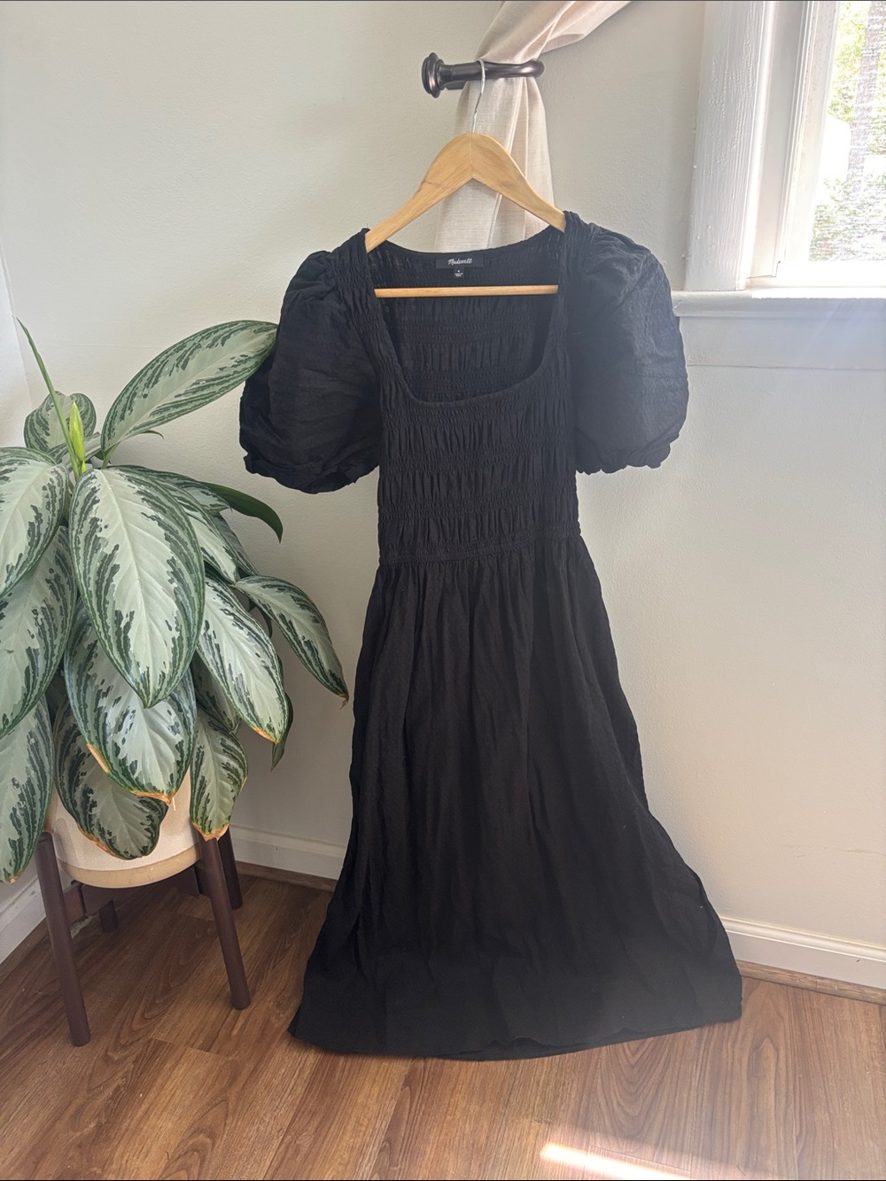 Madewell Black Smocked Puff-Sleeve Maxi Dress